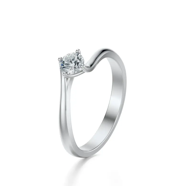 Pierścionek z białego złota z diamentem